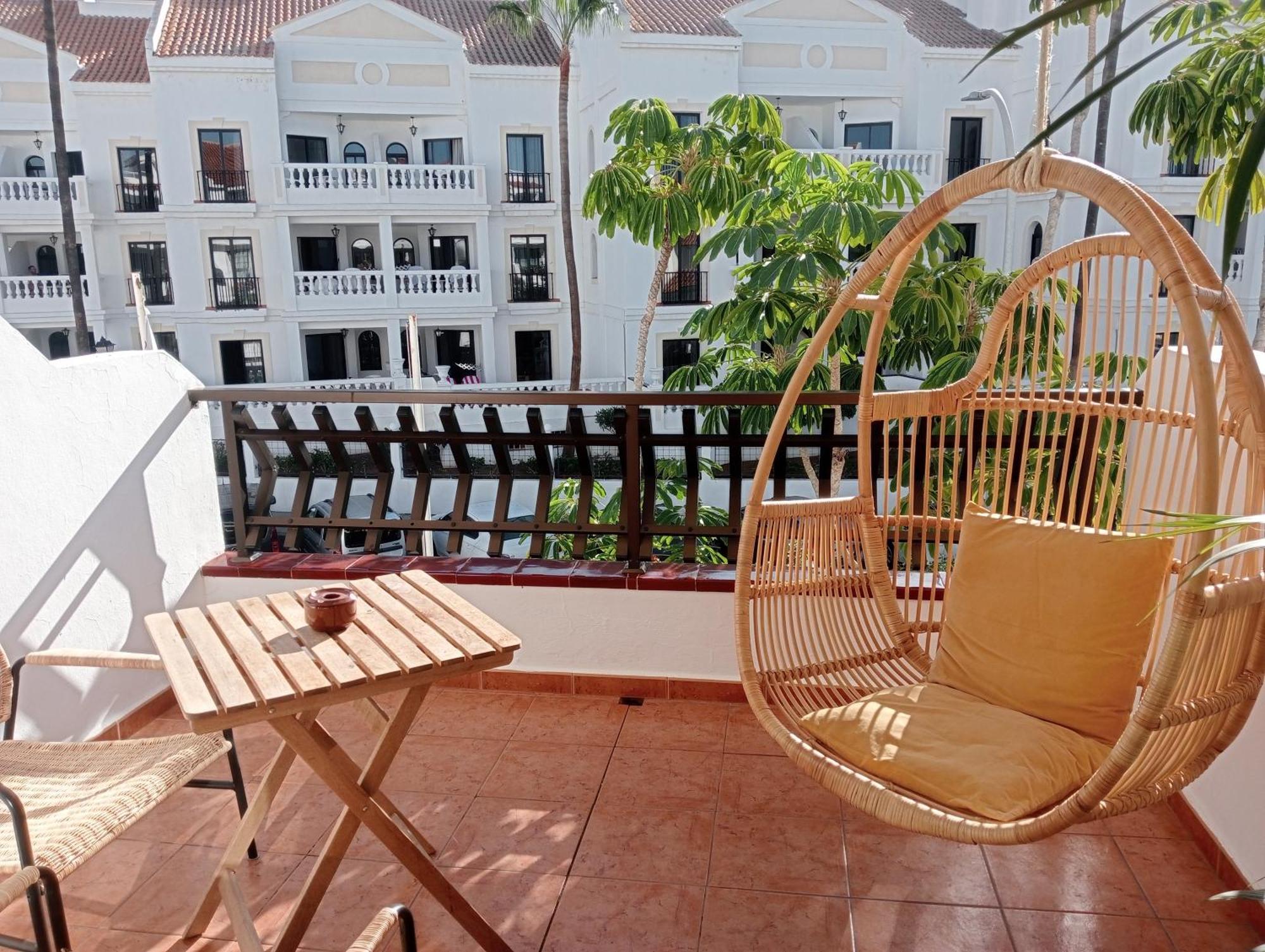Greatly Located Apartment With Heated Pool, Los Cristianos Los Cristianos  Exteriér fotografie
