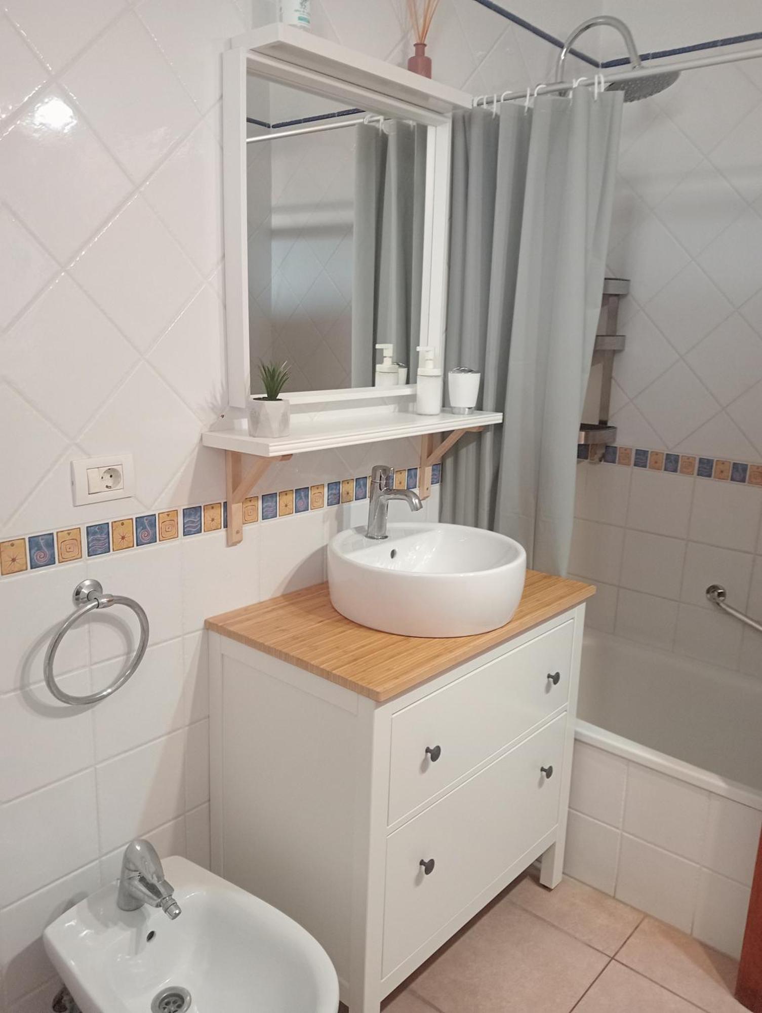 Greatly Located Apartment With Heated Pool, Los Cristianos Los Cristianos  Exteriér fotografie
