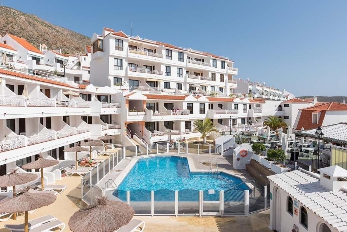 Greatly Located Apartment With Heated Pool, Los Cristianos Los Cristianos  Exteriér fotografie